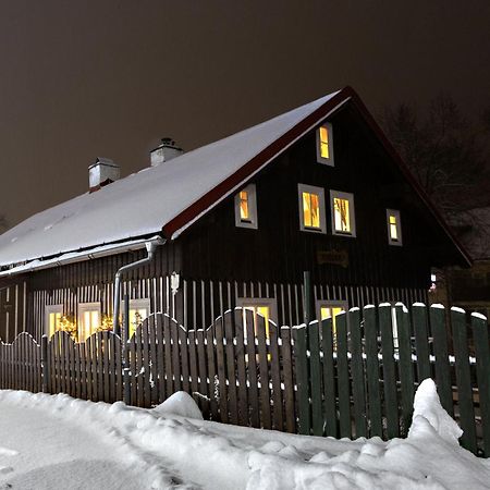 Готель Vila Adelka - Utulna Chalupa V Krkonosich Горні-Маршов Екстер'єр фото